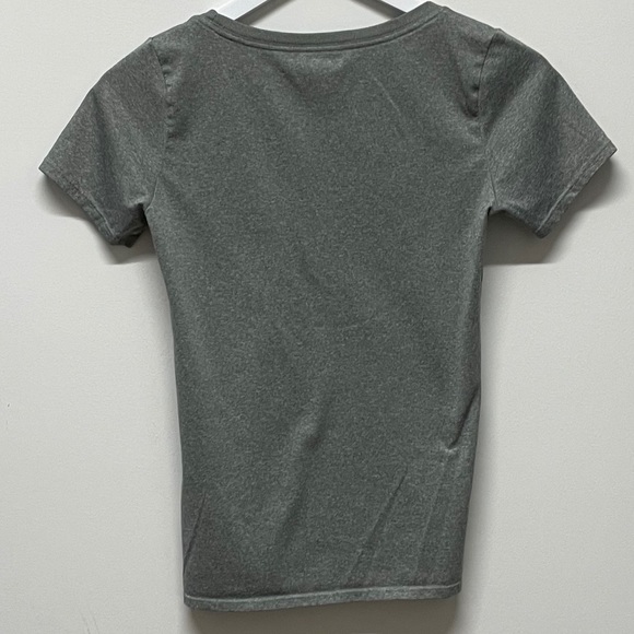 Nike Dri Fit Shirt - Picture 3 of 4